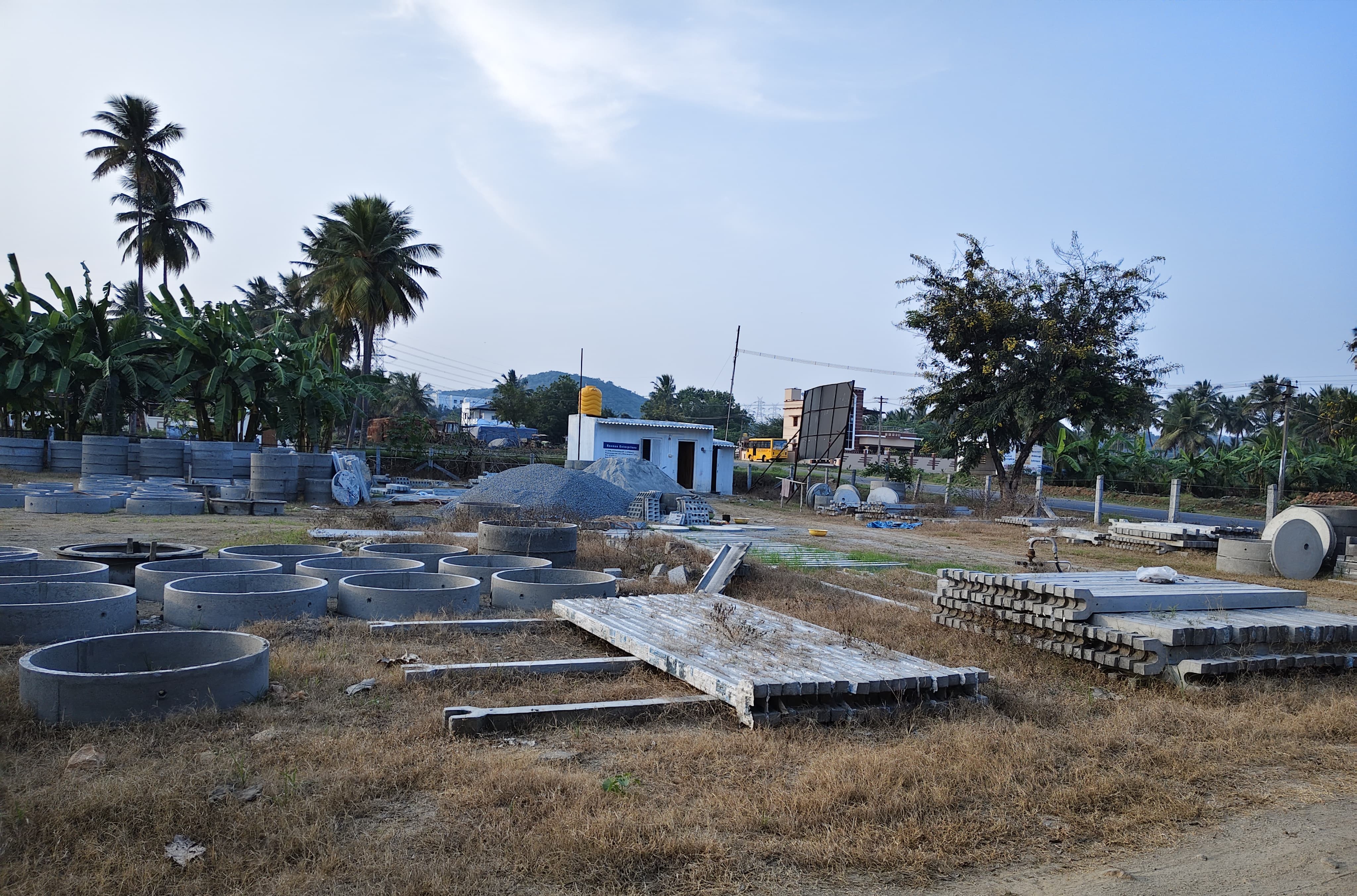 Cement aduppu